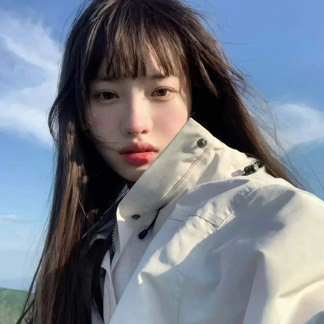 突如其蓝